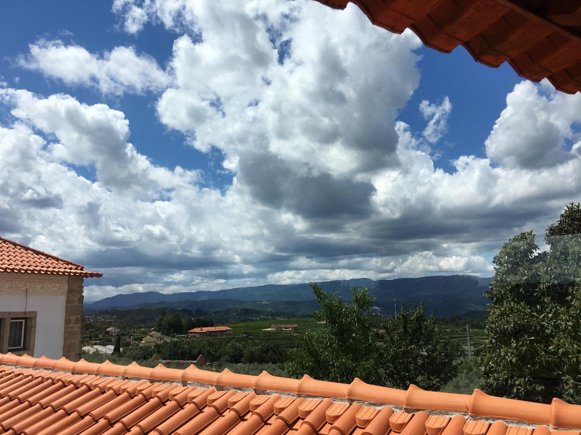 Отель Quinta De Mocamedes - Turismo De Habitacao Возела Экстерьер фото